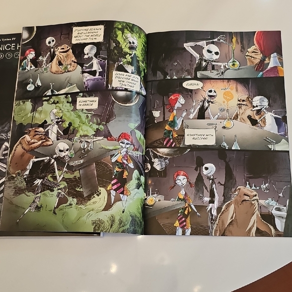 The Nice House on the Lake & The Battle for Pumpkin King Comics - Picture 6 of 6